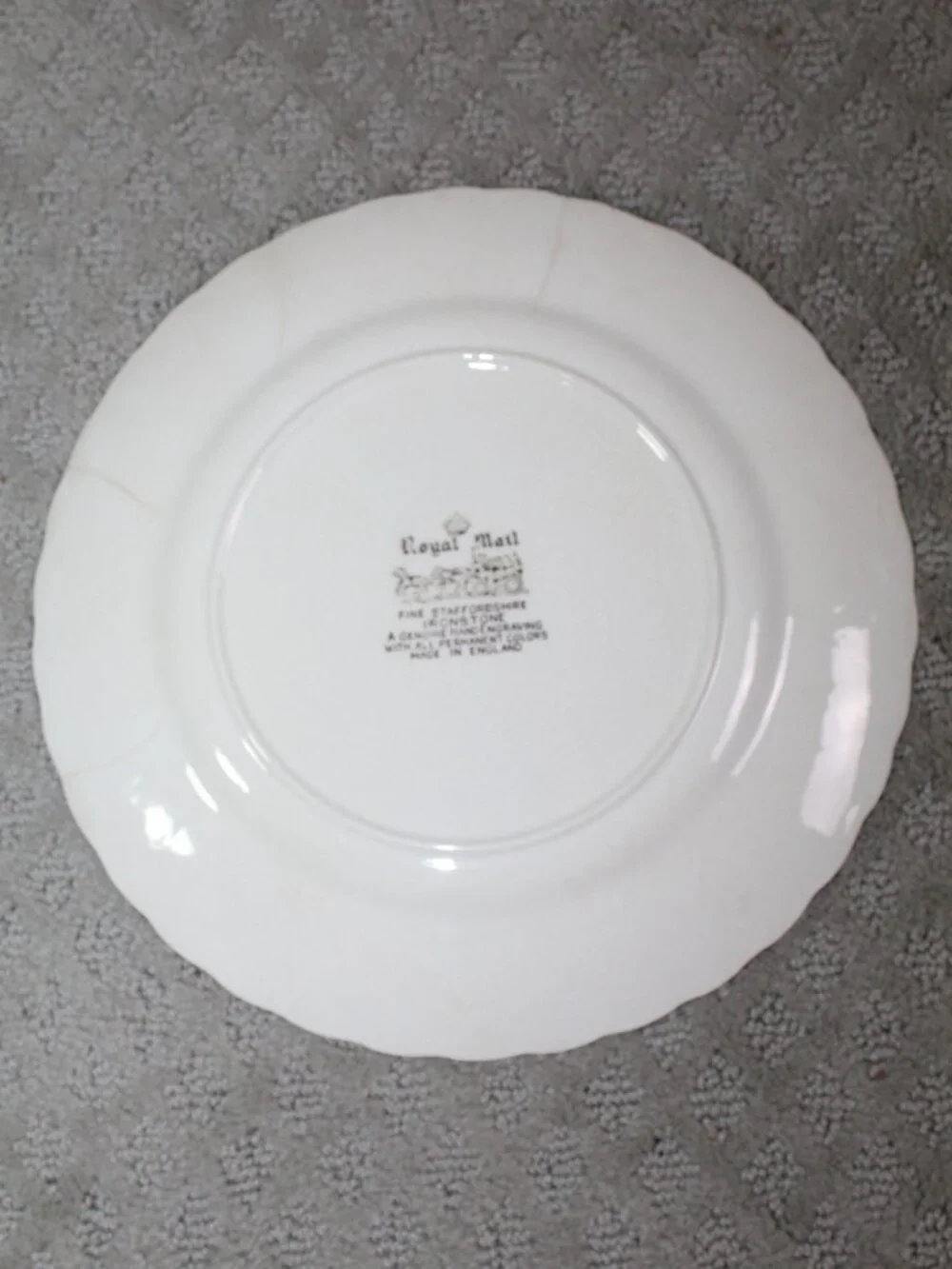 Set of 2 Royal Mail Staffordshire Ware Brown White 9.75